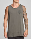 Mad Hueys anchor bones tank