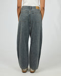 All About Eve Hallie Barrel Leg Jean