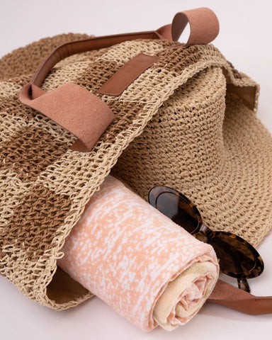 Checkmate Darling Handbag Pattern (knit) | Wylde & Plumb